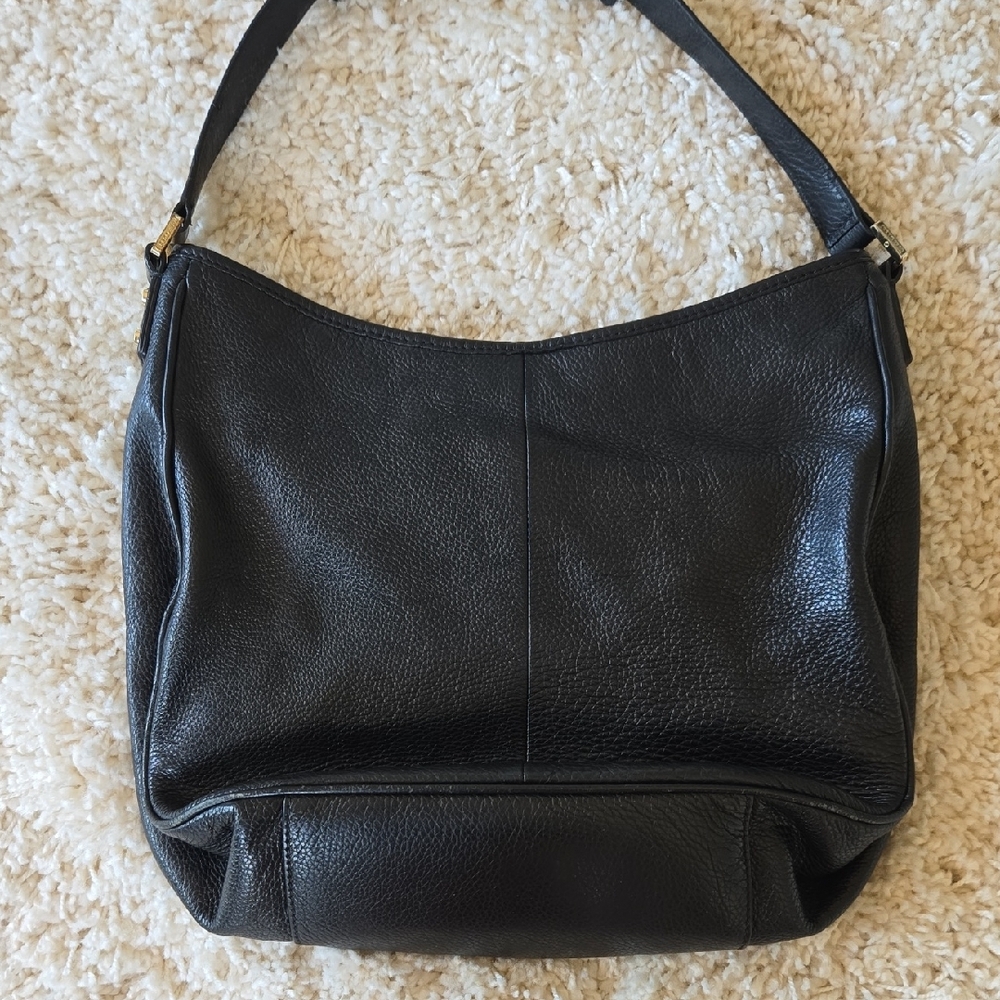 Tory Burch Black Leather Shoulder Bag with Gold Medallion - Picture 2 of 10